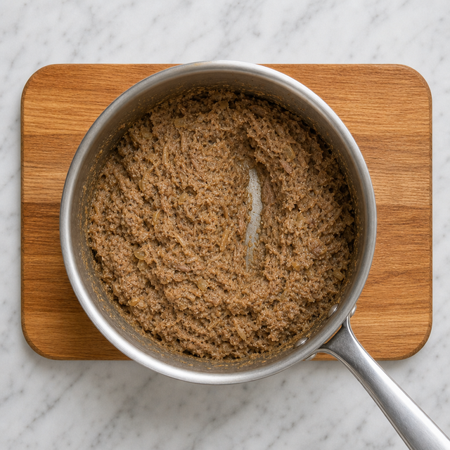 Thickened cretons mixture after slow simmering